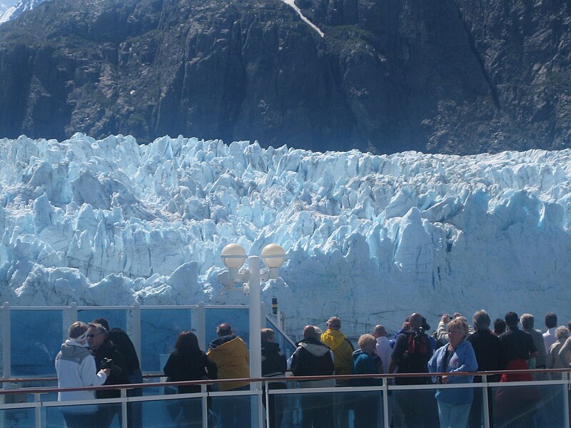 File:Dramatic view of Marjerie glacier from a cruise ship.jpg