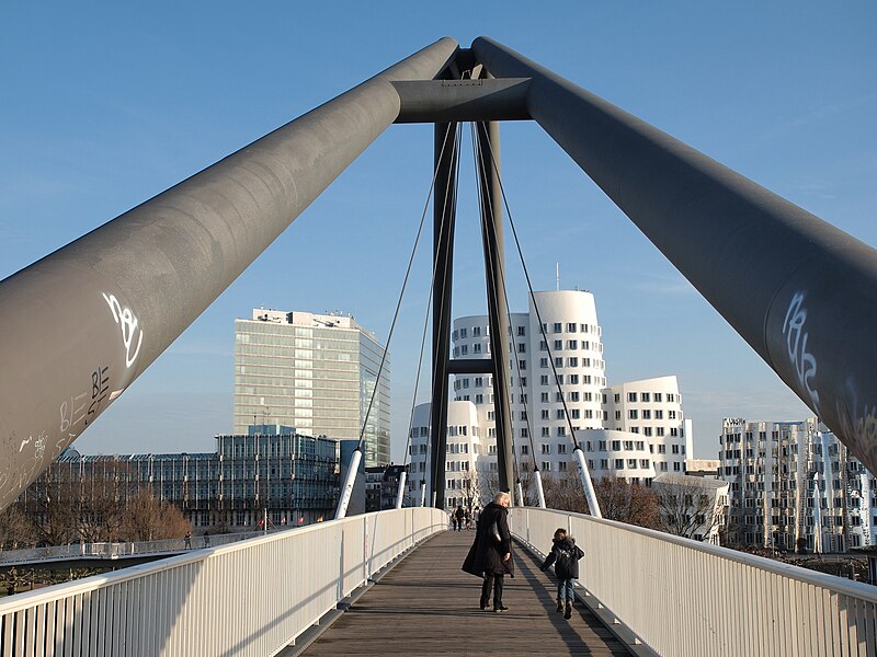 File:Duesseldorf view over Hafenbruecke.jpg