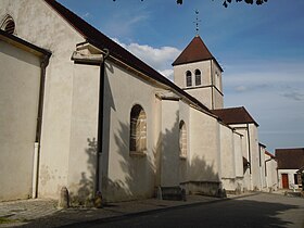 Vedere de ansamblu asupra clădirii.