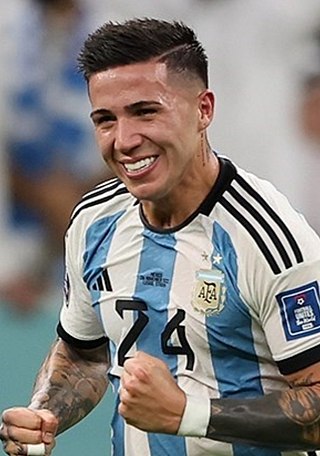 <span class="mw-page-title-main">Enzo Fernández</span> Argentine footballer (born 2001)