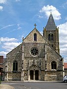 La façade ouest de l'église Saint-Martin, dans son aspect depuis les restaurations des années 1880.