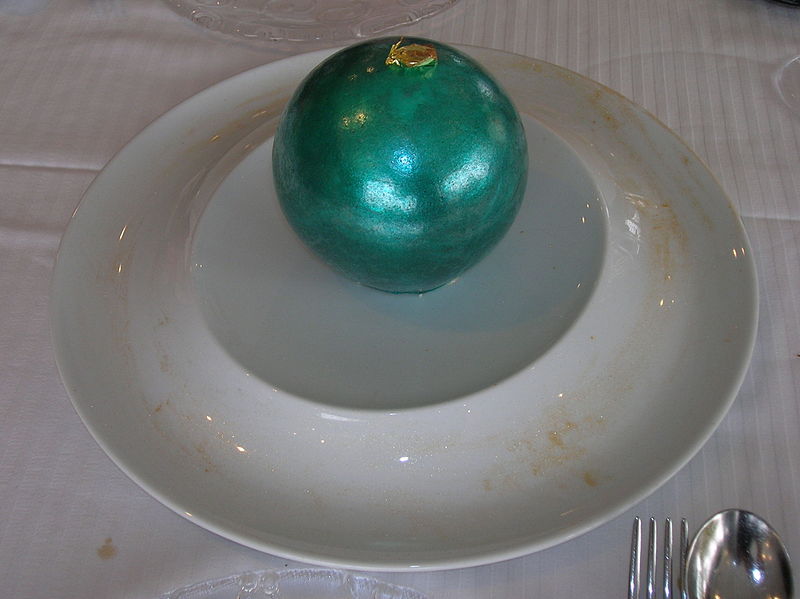 File:Fabergé – egg in Mul Yam restaurant, Tel Aviv.JPG