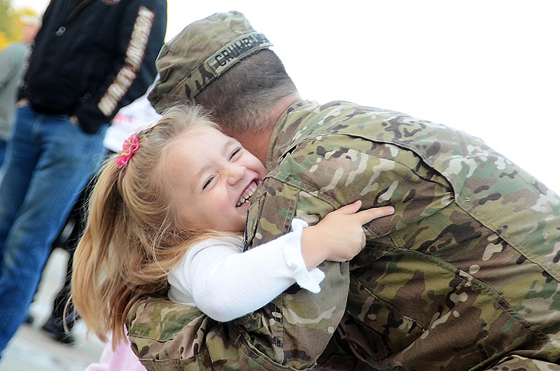 Flickr - The U.S. Army - Welcome home hug.jpg