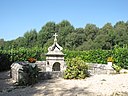 Fontaine-st-roch-et-enclosure.JPG