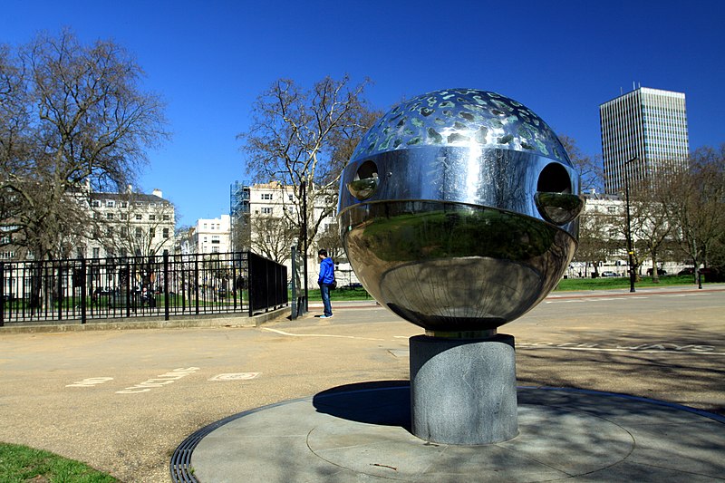 File:Freeman Family Drinking Fountain in London, spring 2013 (3).JPG