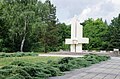 Monument op het Russische Oorlogskerkhof (Herbert Burschik, 1976)