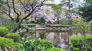 東京競馬場: 歴史, コース概要, 主な設備