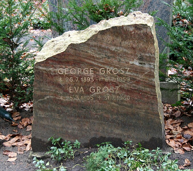 File:Grosz-tomb.JPG