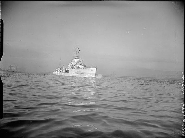 HMS Volunteer underway on the River Clyde during World War II.