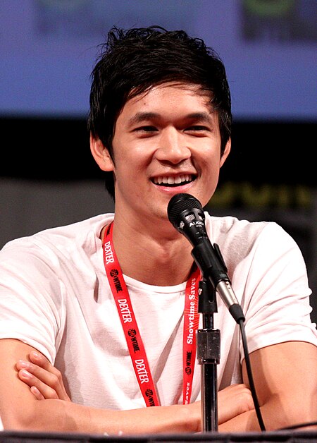 Tập_tin:Harry_Shum_by_Gage_Skidmore.jpg