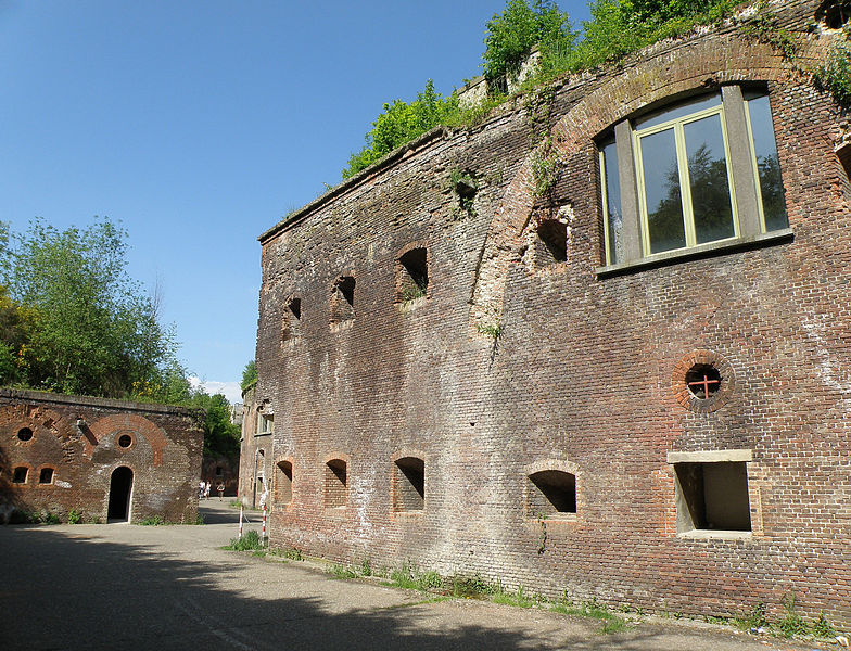 File:Hoboken Fort VIII 15.JPG