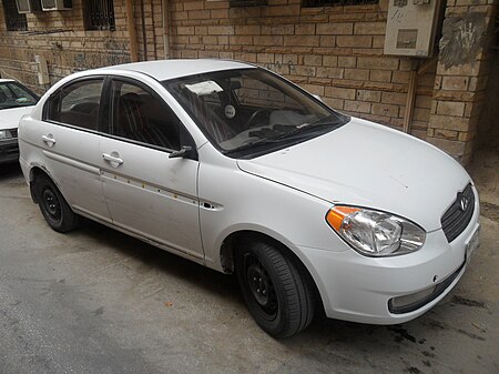 ไฟล์:Hyundai_Accent_2010_in_Riyadh.jpg