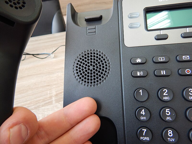 File:IP-Phone-Grandstream-GXP1610-speakerphone.jpg