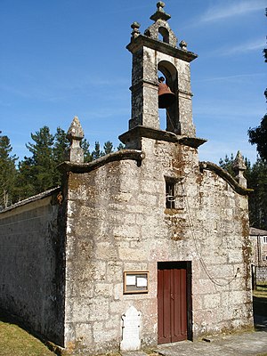 Igrexa de Santa Locaia de Parga.JPG