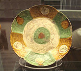 Iraqi lobed dish inspired from Tang examples 9th 10th century.jpg