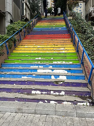 <span class="mw-page-title-main">Rainbow stairs</span> Colorful staircase in Istanbul, Turkey