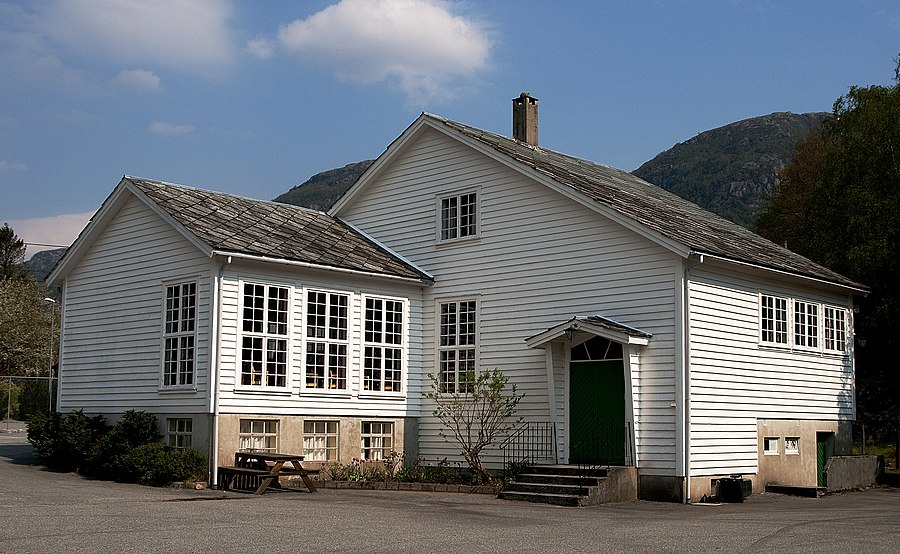 Jøsenfjorden (village)