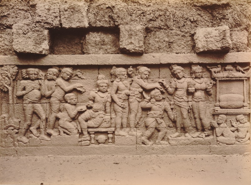 File:KITLV 103645 - Kassian Céphas - Bas-relief at Borobudur near Magelang - 1890-1891.tif