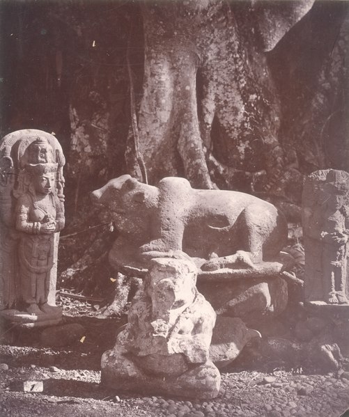 File:KITLV 87660 - Isidore van Kinsbergen - Sculptures of Ganesha (center), Shiva (right) and Poerwati, from direct vicinity Singasari in the Botanical Gardens at Buitenzorg - Before 1900.tif