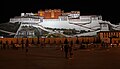 Lhasa-Potala-nachts-10-2014-gje.jpg