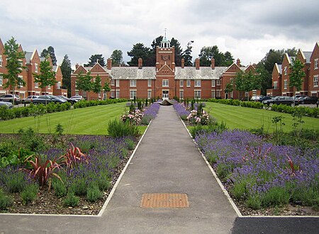 London Colney, Napsbury Park geograph.org.uk 475383