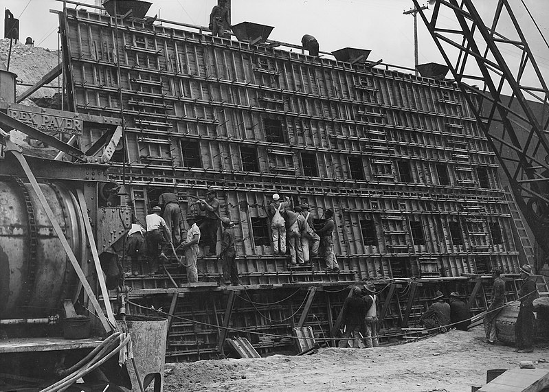 File:Los Angeles District - Los Angeles River Subproject No. 129 - E.R.A. and Regular Funds - Hired Labor - Taken April... - NARA - 295356 -enhanced.jpg