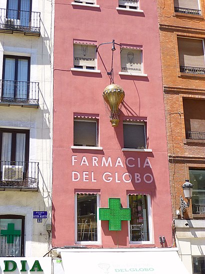 Cómo llegar a Farmacia Del Globo en transporte público - Sobre el lugar