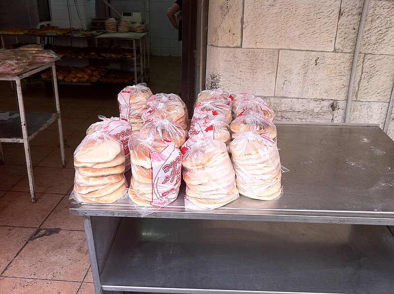 File:Mahane Yehuda Market (5100771855).jpg