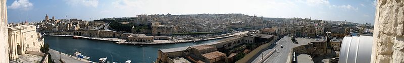 File:Malta Valletta Panorama 11.jpg