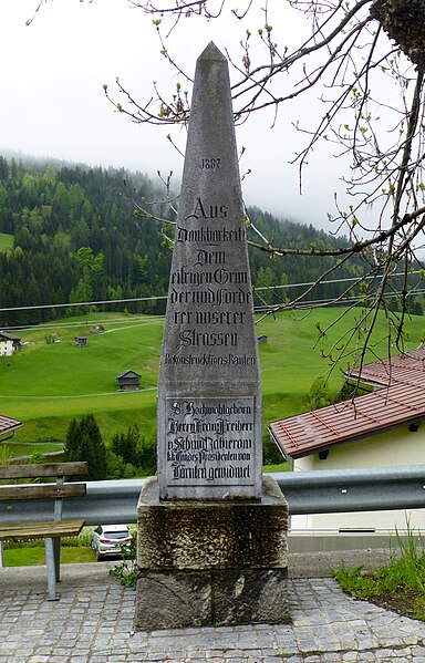 File:Maria Luggau-Denkmal Schmidt-Zabierow.jpg
