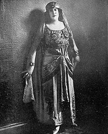 Marie Rappold while at the Metropolitan Opera (before 1920)