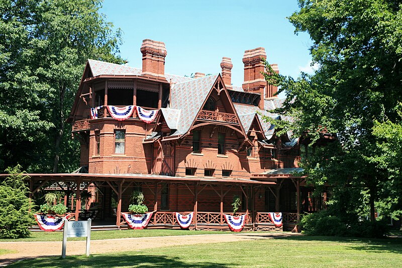 File:Mark Twain House and Museum 2007.jpg