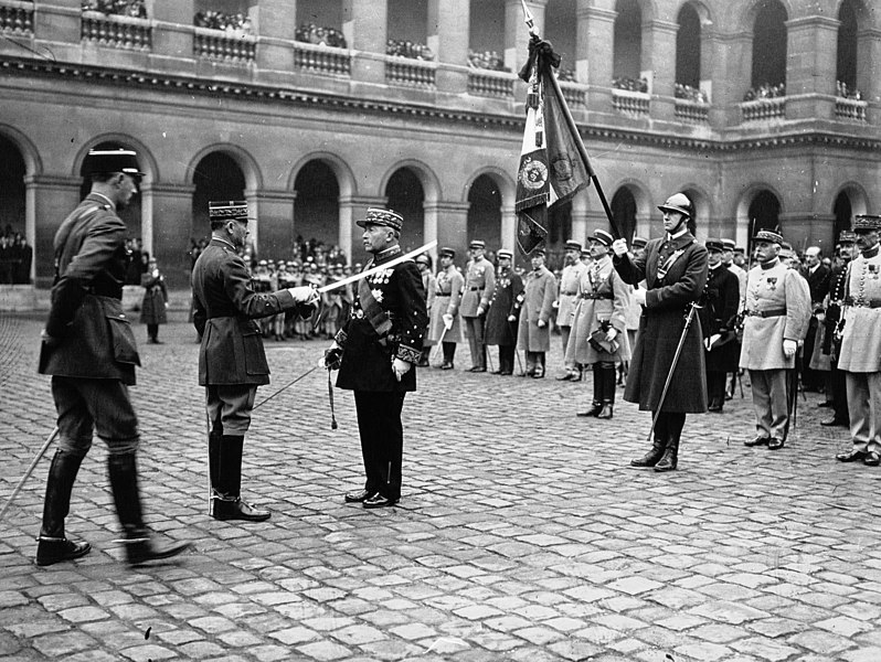 File:Maxime Weygand, Stanislas Naulin, 1932.jpg