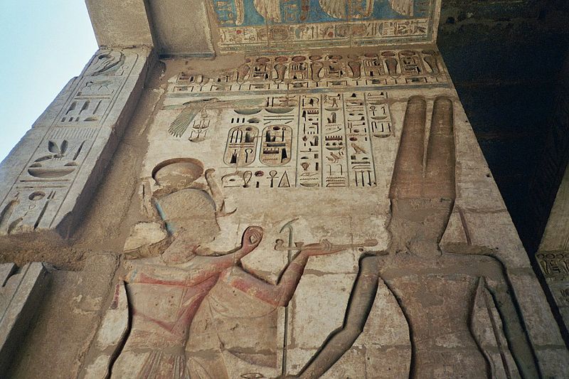 Датотека:Medinet Haboe Reliëf.jpg