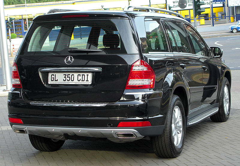 File:Mercedes GL 350 CDI BlueEFFICIENCY 4MATIC (X164) Facelift rear 20100710.jpg