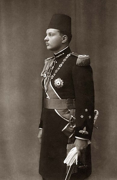 File:ModernEgypt, Farouk I in Military Uniform, DHP13655-10-1 01.jpg