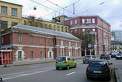 Uitzicht vanuit het oosten van het Musin-Pushkin-huis