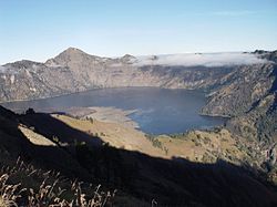 Jazero Segara Anak na vrchole hory Rinjani