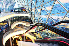 Visit center. MYZEIL во Франкфурте. Торговый центр MYZEIL во Франкфурте Германия. Торговый центр "my Zeil" в Франкфурте.. Торговый центр «my Zeil» в Франкфурте фасад.