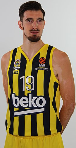 Nando de Colo 19 Fenerbahçe Basketball 20210913 (4).jpg