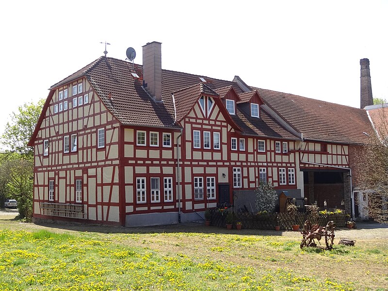 File:Neuhof 12 (Leihgestern) 05.JPG