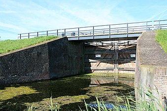 Papsluis, Kildijk Nieuwendijk (km 305)