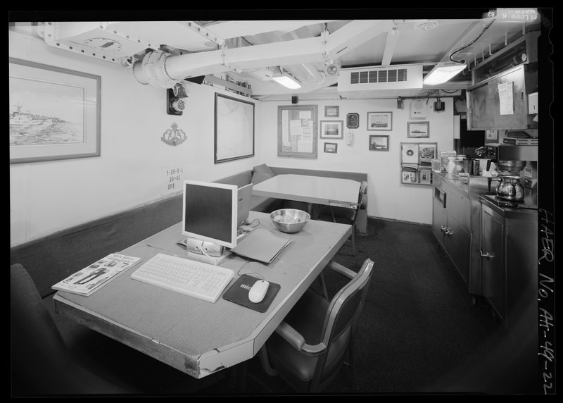 File:Officers' Wardroom - USS SHACKLE, ARS 9, Ketchikan, Ketchikan Gateway Borough, AK HAER AK-49-22.tif