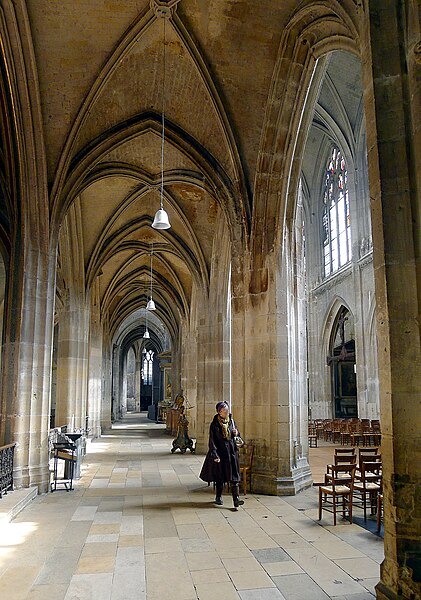 File:P1010365 Paris Ier Eglise Saint-Merri collatéral nord reductwk.JPG