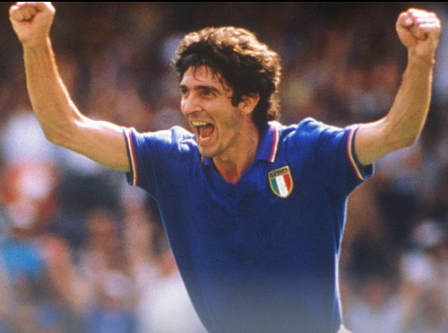 Paolo Rossi at the 1982 FIFA World Cup.jpg