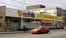 A No Frills store in the Parkdale neighbourhood of Toronto Parkdale No Frills.jpg