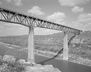 <span class="mw-page-title-main">Pecos River High Bridge</span> Railway bridge in Texas, US