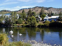 Peshastin Washington from banks of Wenatchee River.jpg