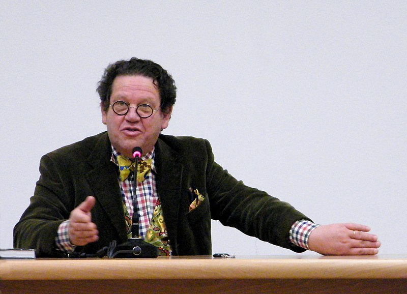 File:Philippe Daverio - discorso - Capo di Ponte (Foto Luca Giarelli).jpg