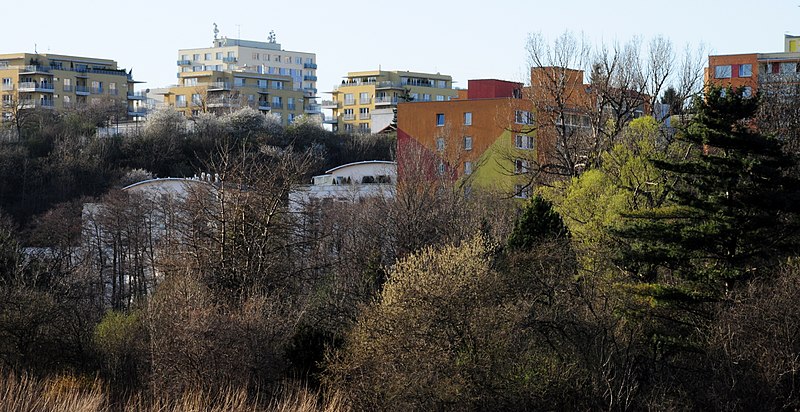 File:Pohled na Zahradní Město - panoramio (1).jpg